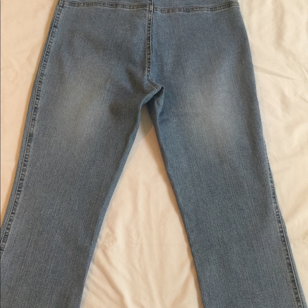 Jeans - Picture 5 of 6